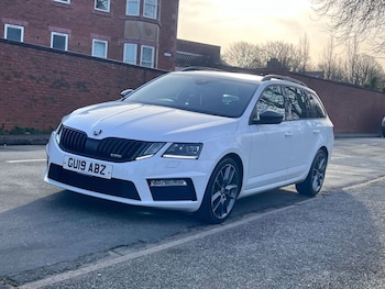 Used Skoda Octavia 2019 for sale - 77582895: Photo