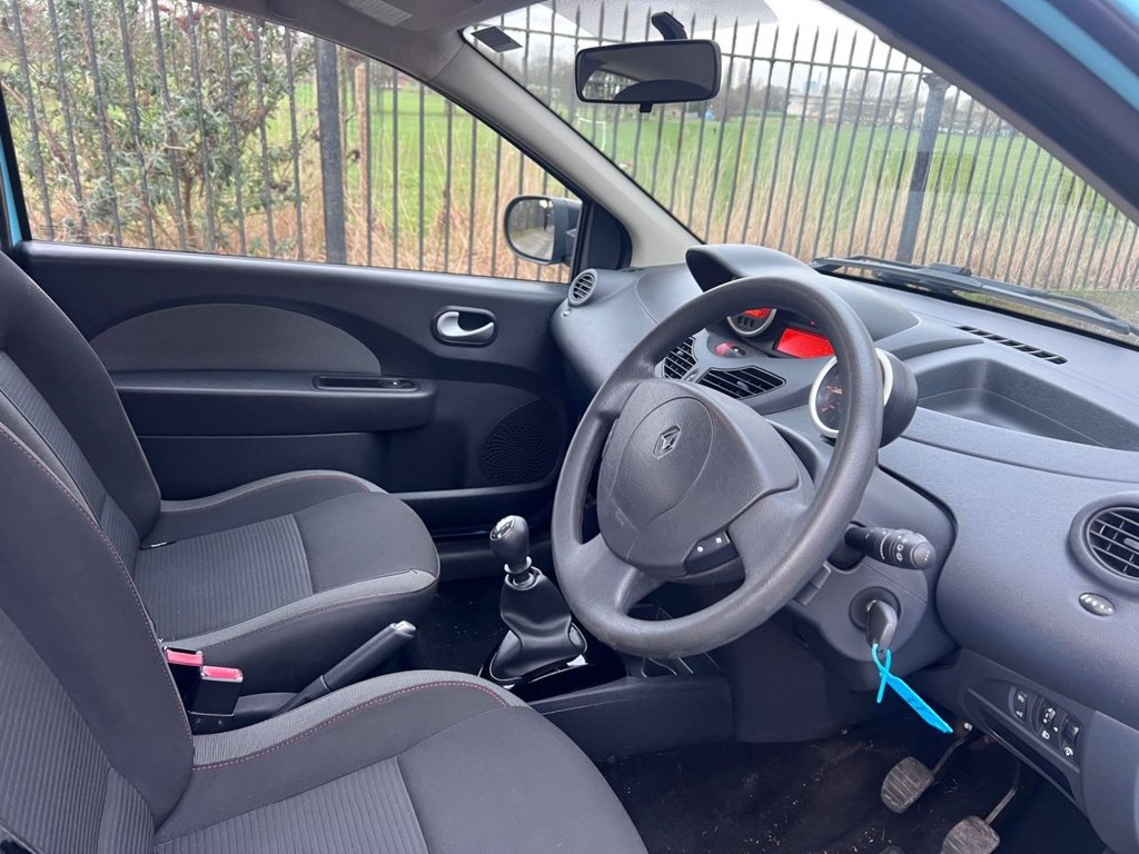 Used Renault Twingo 2013 for sale - 77313320: Photo 2