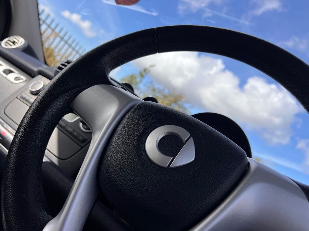 Used smart fortwo 2013 for sale - 76429563: Photo 19