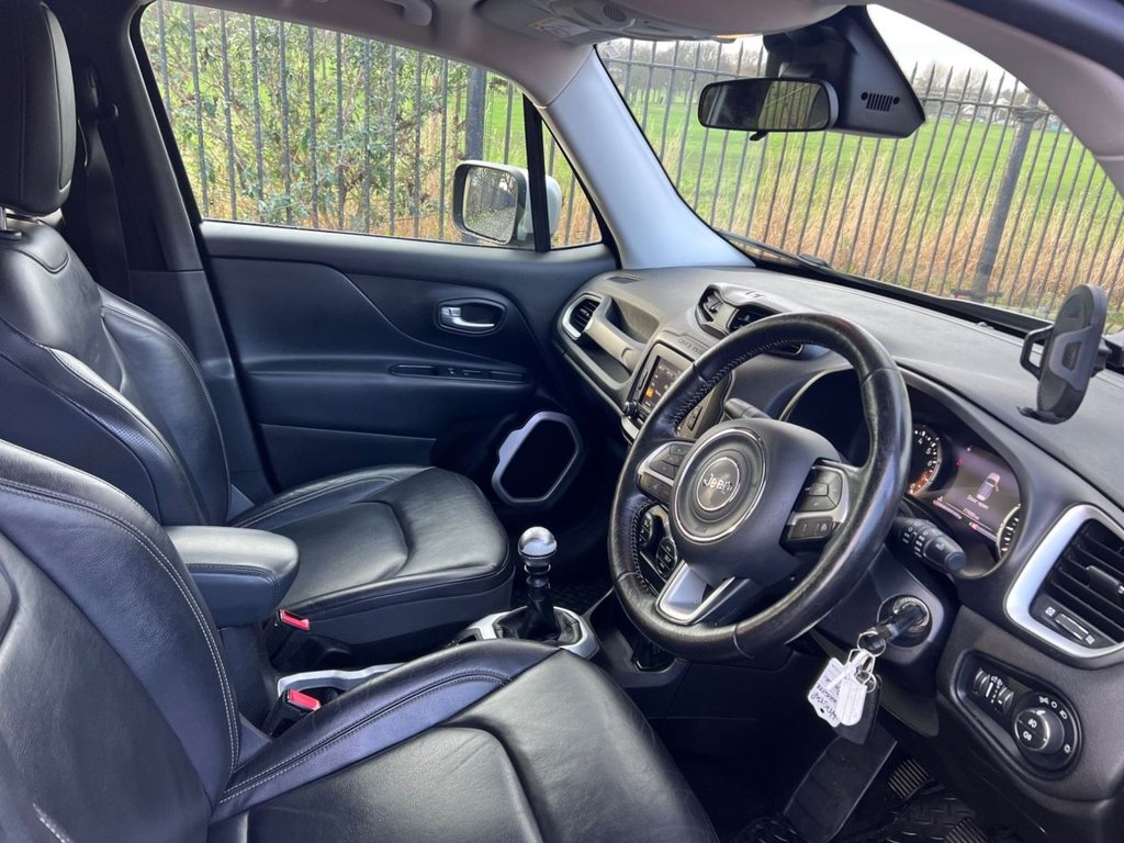 Used Jeep Renegade 2015 for sale - 77027264: Photo 2