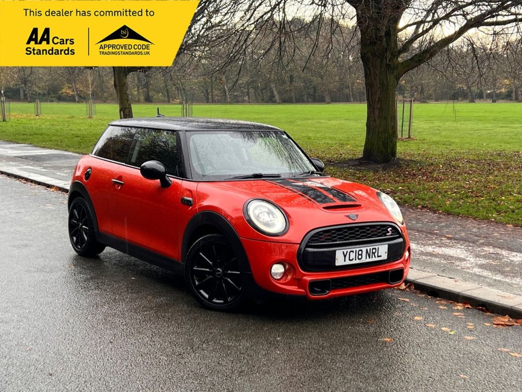 Used MINI Hatch 2018 for sale - 76546706: Photo 1