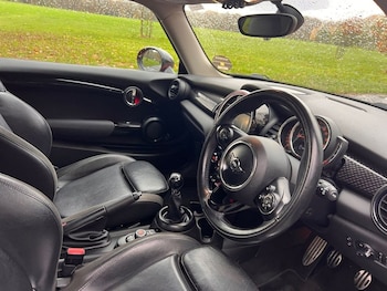 Used MINI Hatch 2018 for sale - 76546706: Photo