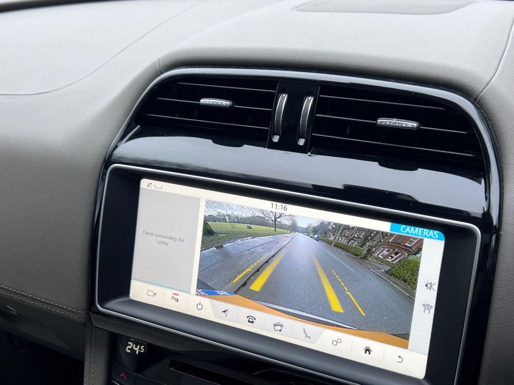 Used Jaguar F-Pace 2017 for sale - 77463713: Photo 24