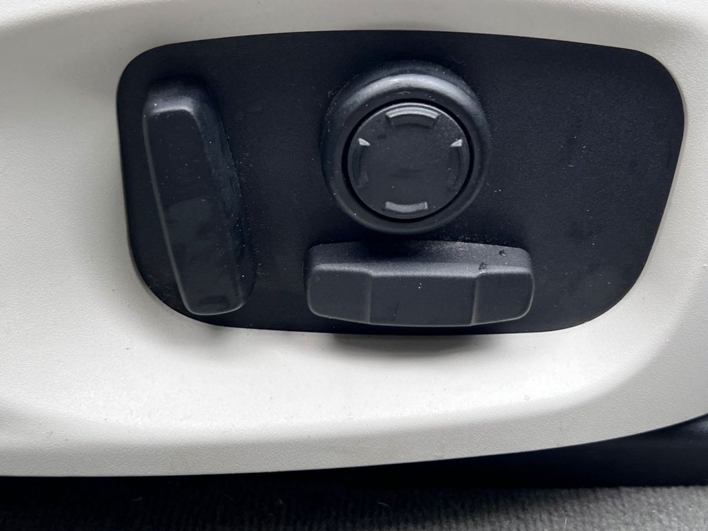 Used Jaguar F-Pace 2017 for sale - 77463713: Photo 25