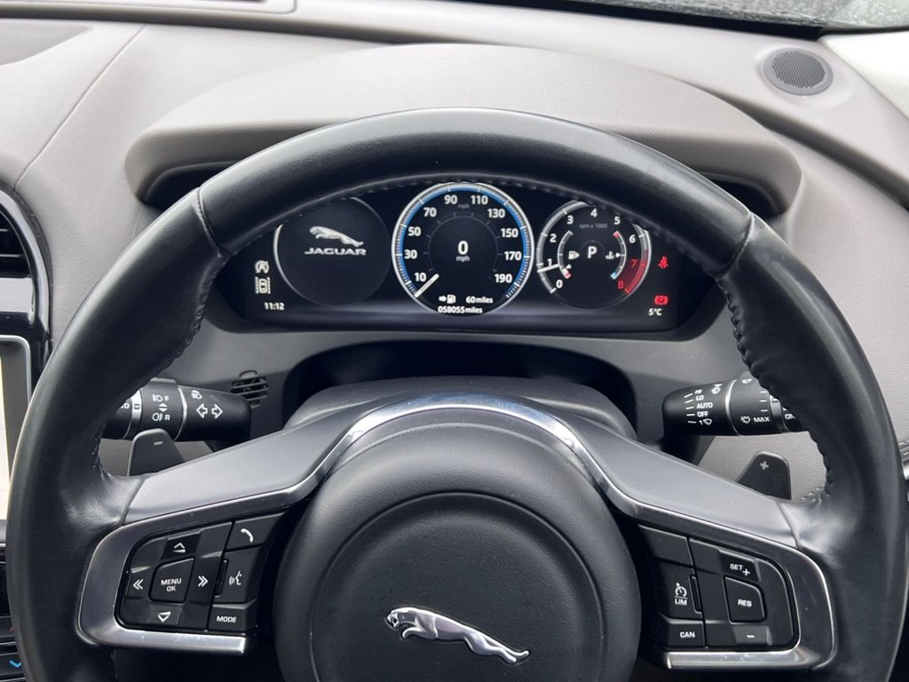 Used Jaguar F-Pace 2017 for sale - 77463713: Photo 34