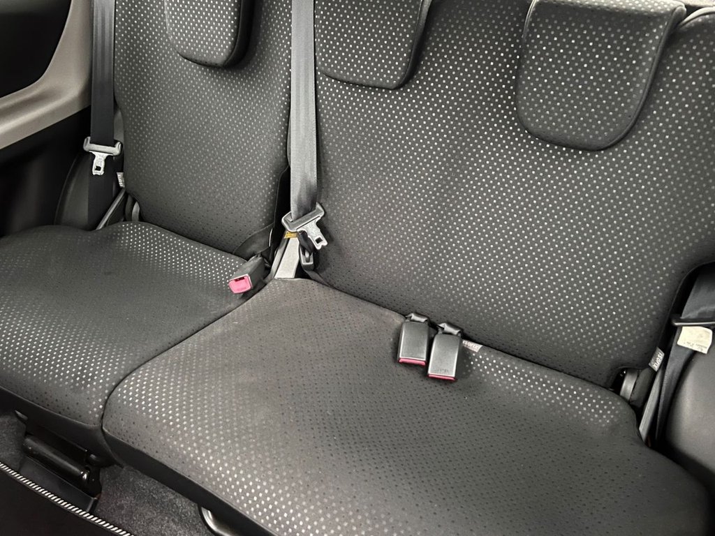 Used Toyota Yaris 2009 for sale - 76417413: Photo 12