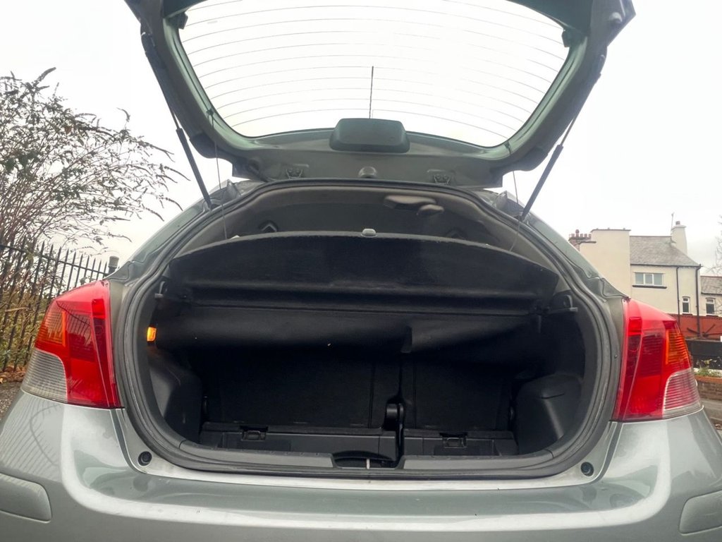 Used Toyota Yaris 2009 for sale - 76417413: Photo 13