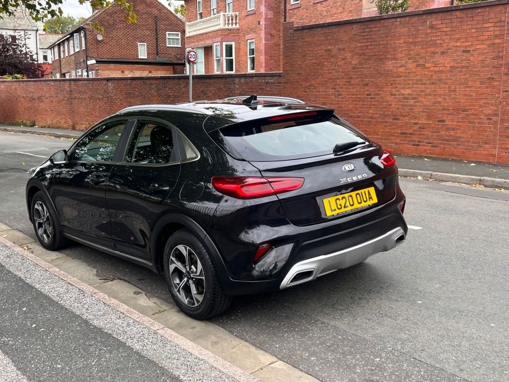 Used Kia XCeed 2020 for sale - 76081202: Photo 8