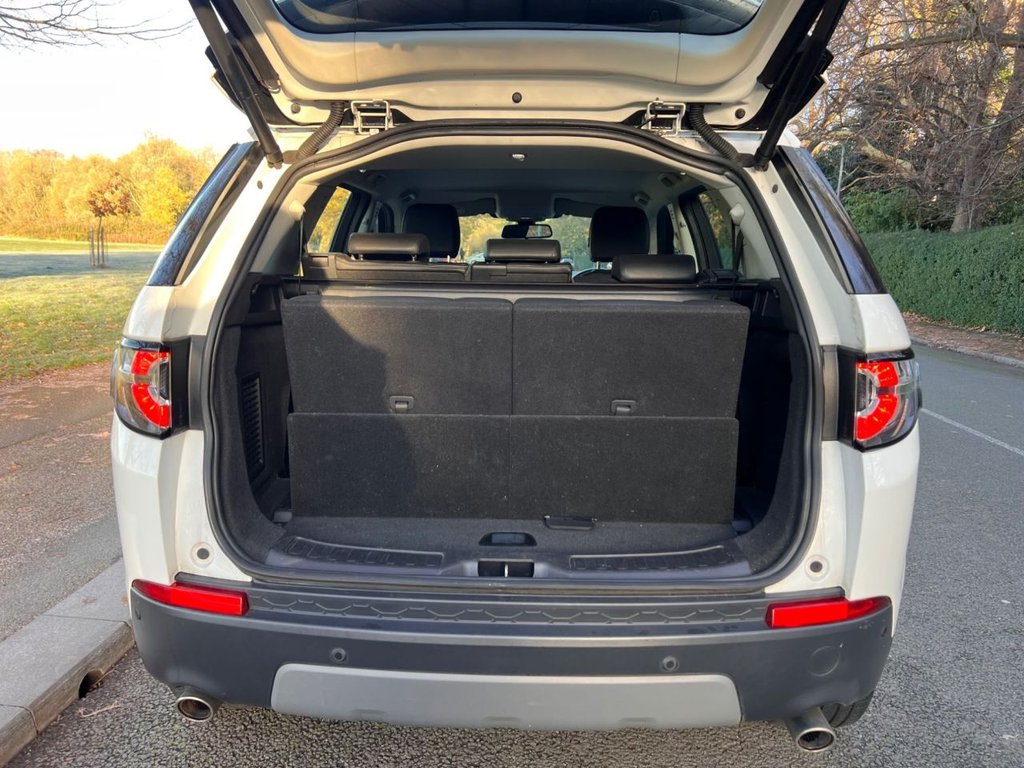 Used Land Rover Discovery Sport 2016 for sale - 76654666: Photo 14