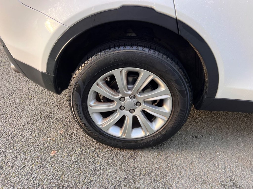 Used Land Rover Discovery Sport 2016 for sale - 76654666: Photo 15