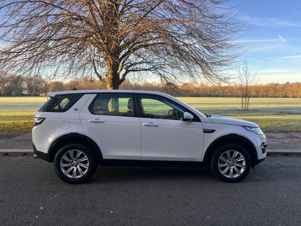 Used Land Rover Discovery Sport 2016 for sale - 76654666: Photo 5