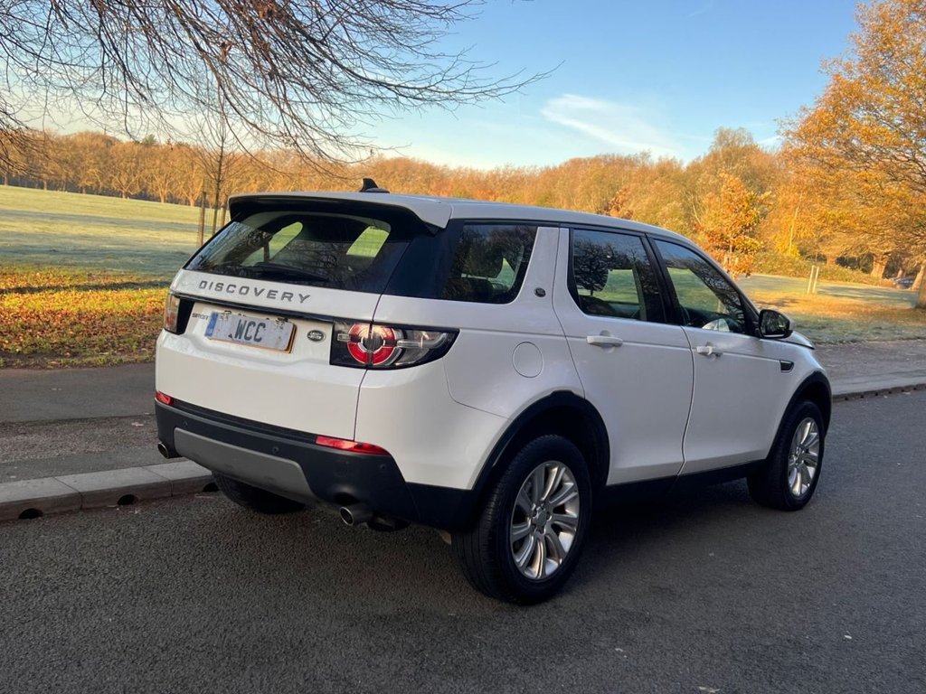 Used Land Rover Discovery Sport 2016 for sale - 76654666: Photo 6