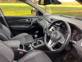 Used Nissan Qashqai 2018 for sale - 76711563: Photo