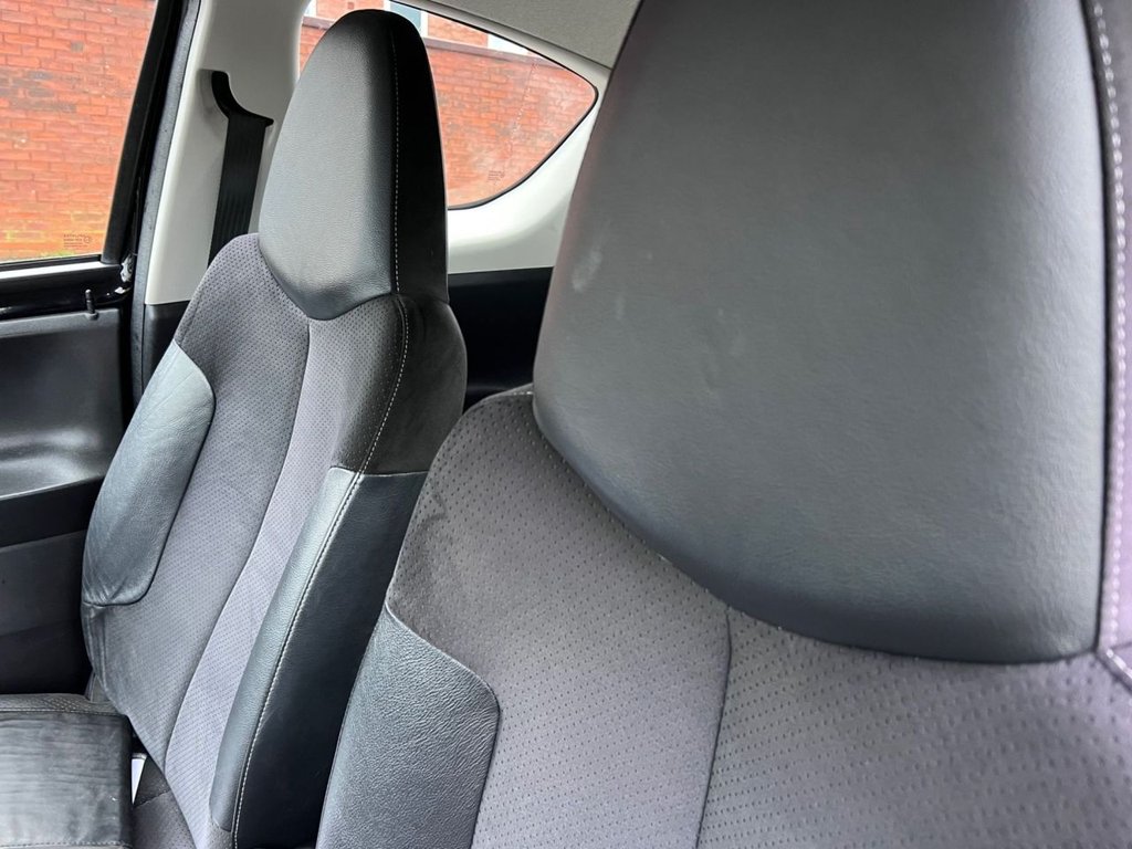 Used Toyota AYGO 2012 for sale - 77187877: Photo 12