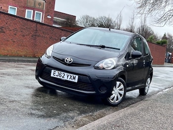 Used Toyota AYGO 2012 for sale - 77187877: Photo
