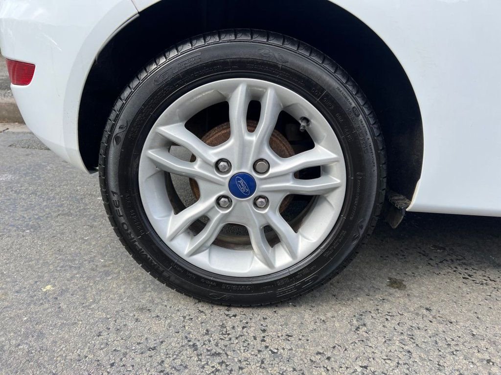 Used Ford Fiesta 2015 for sale - 76395907: Photo 14