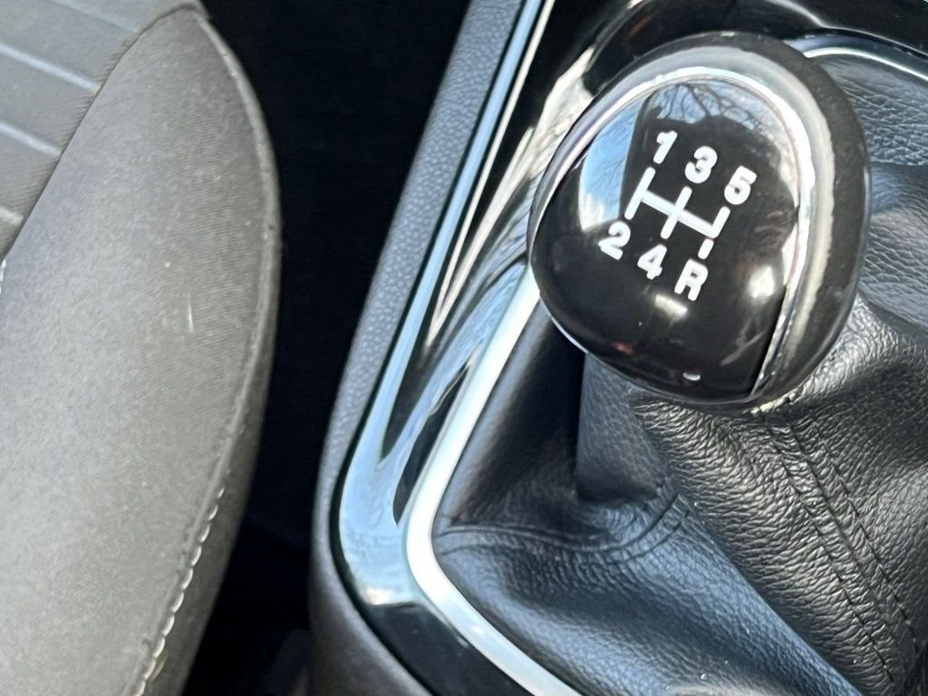 Used Ford Fiesta 2015 for sale - 76395907: Photo 16