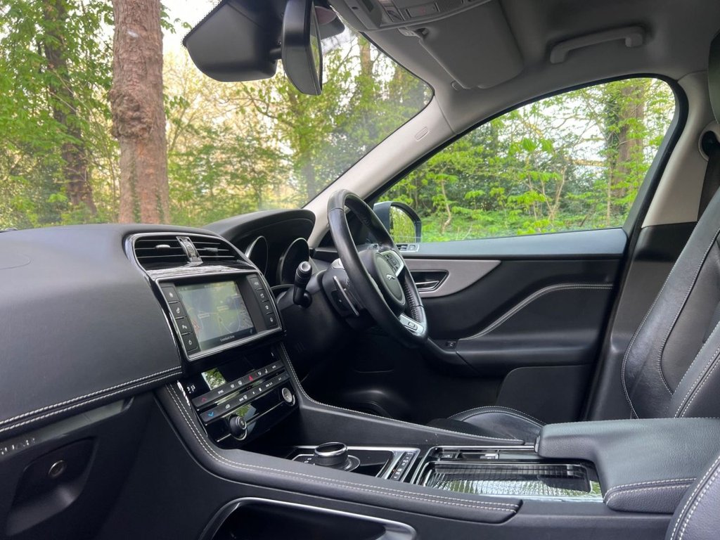 Used Jaguar F-Pace 2018 for sale - 78199922: Photo 14