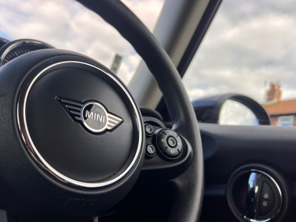 Used MINI Hatch 2020 for sale - 76345973: Photo 23