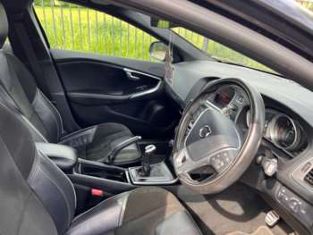 Used Volvo V40 2017 for sale - 74628577: Photo