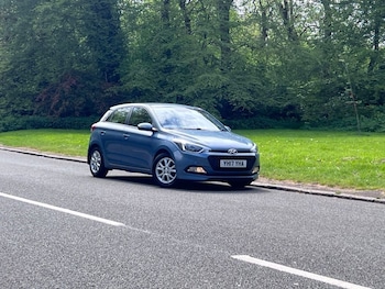 Used Hyundai i20 2017 for sale - 78749326: Photo