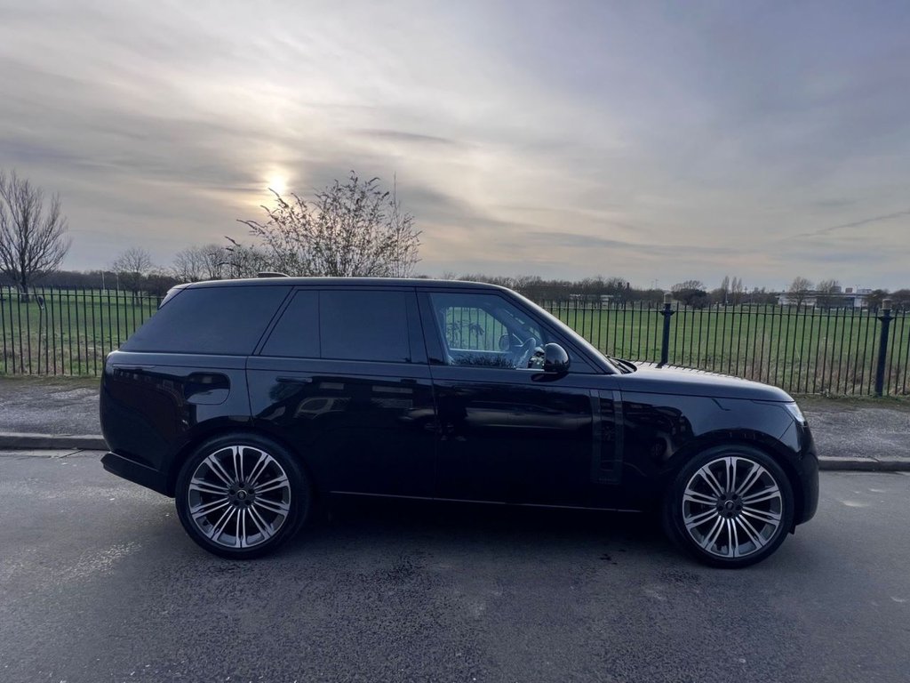 Used Land Rover Range Rover 2023 for sale - 77583371: Photo 5