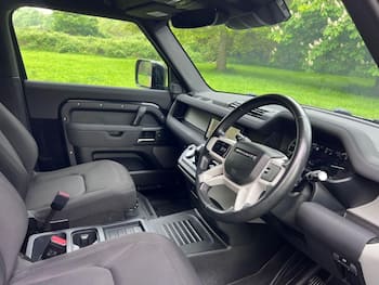 Used Land Rover Defender 2023 for sale - 79628803: Photo