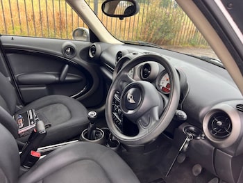 Used MINI Countryman 2011 for sale - 75503107: Photo