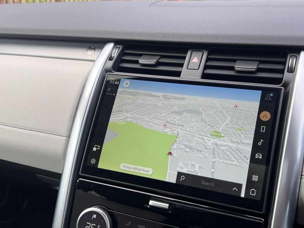 Used Land Rover Discovery 2024 for sale - 76245269: Photo 19