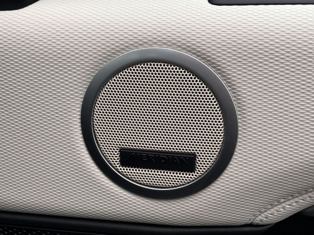 Used Land Rover Discovery 2024 for sale - 76245269: Photo 26