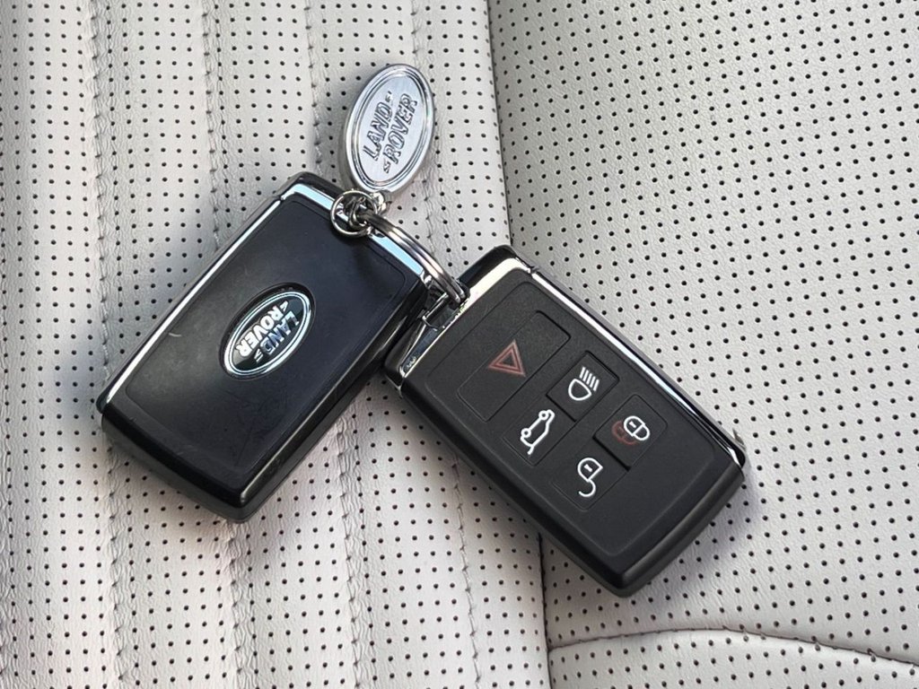 Used Land Rover Discovery 2024 for sale - 76245269: Photo 36