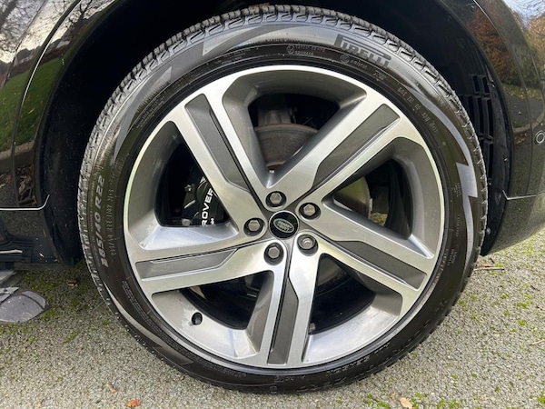 Used Land Rover Discovery 2024 for sale - 76245269: Photo 8