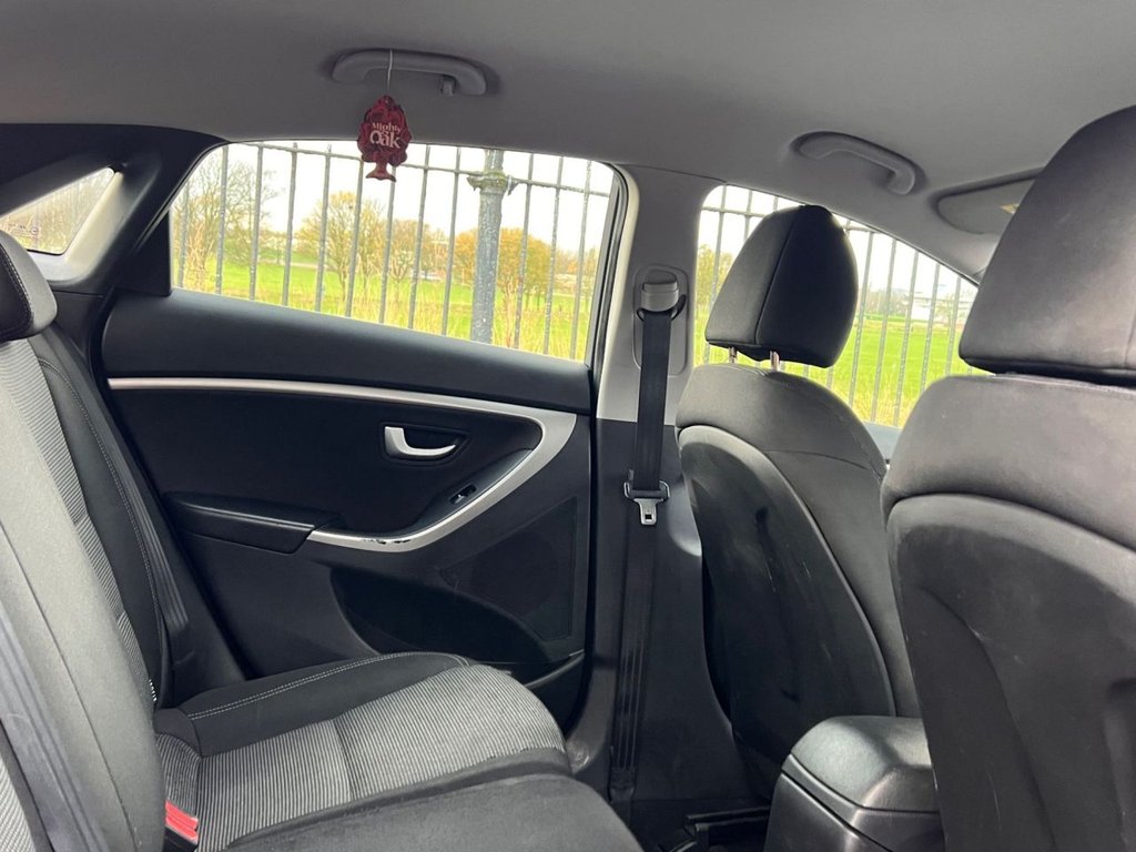 Used Hyundai i30 2014 for sale - 76670668: Photo 12