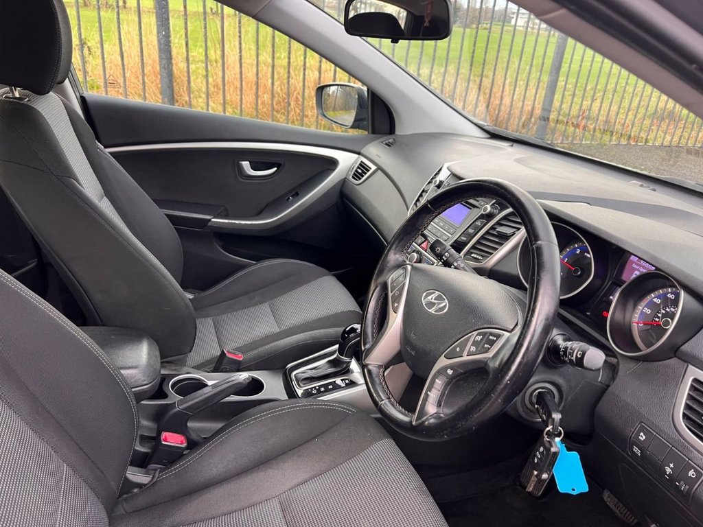 Used Hyundai i30 2014 for sale - 76670668: Photo 2