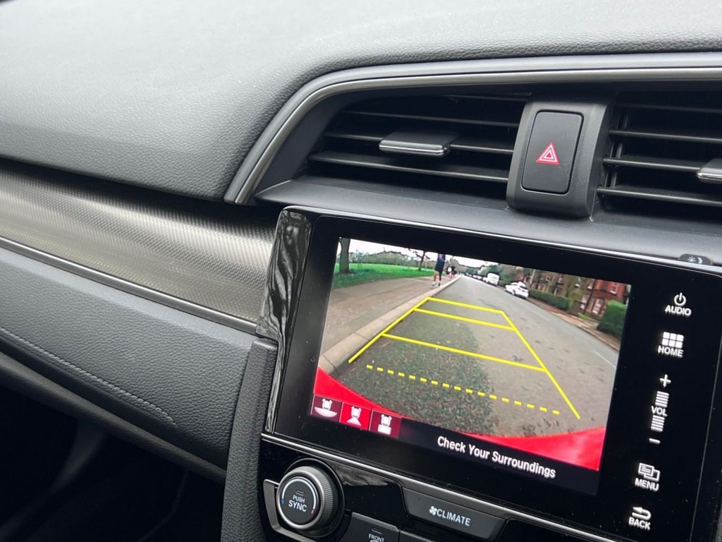 Used Honda Civic 2019 for sale - 77666704: Photo 20