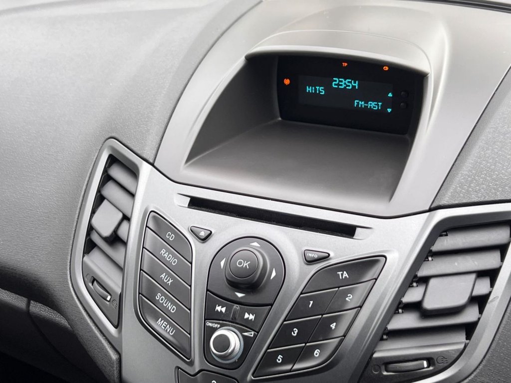 Used Ford Fiesta 2013 for sale - 76527107: Photo 16