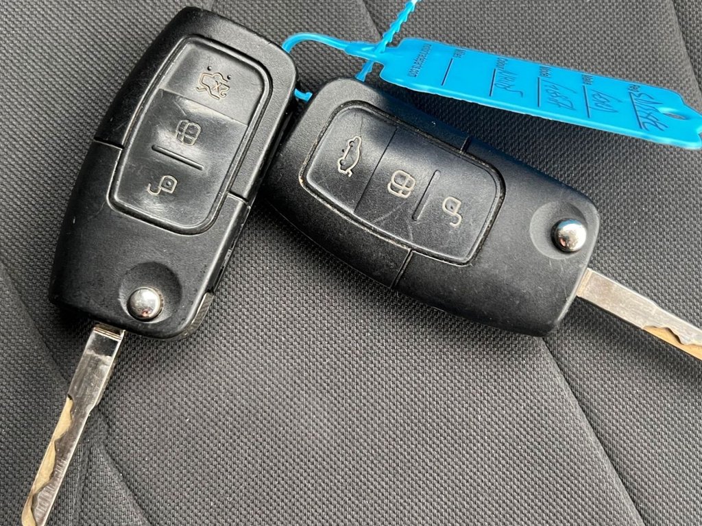 Used Ford Fiesta 2013 for sale - 76527107: Photo 23