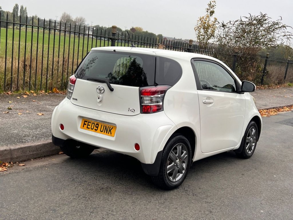 Used Toyota IQ 2009 for sale - 76267120: Photo 5