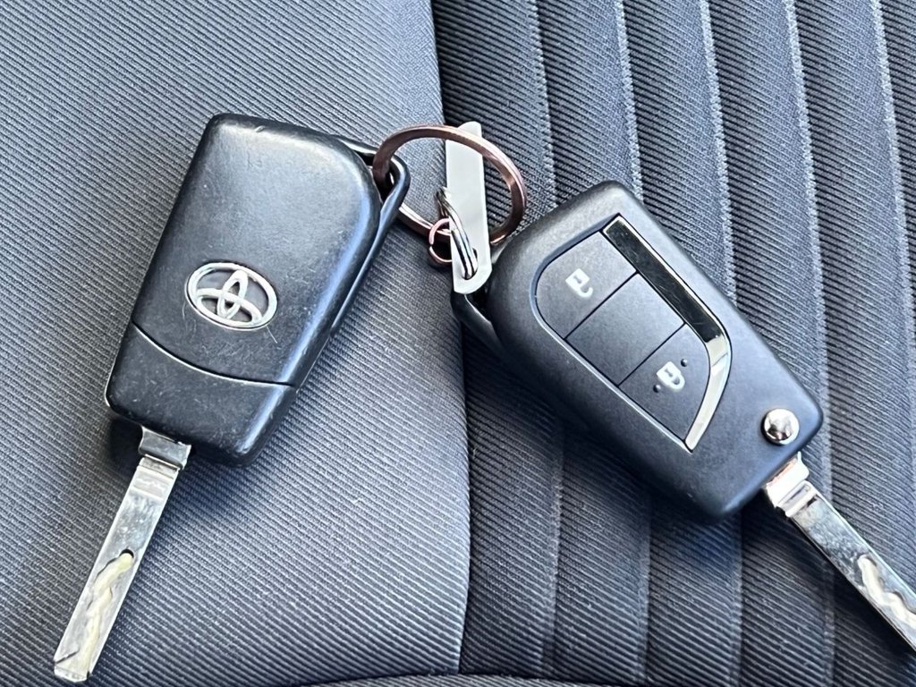 Used Toyota Yaris 2016 for sale - 78110163: Photo 24