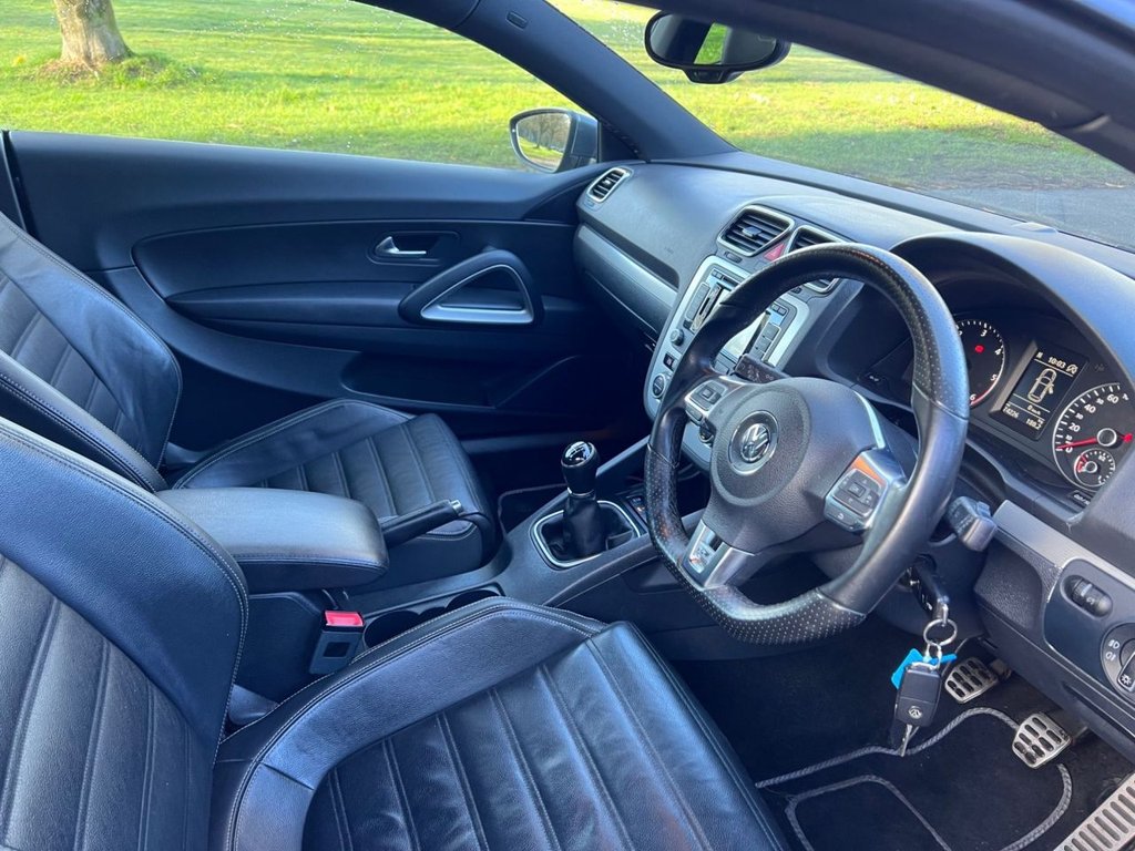 Used Volkswagen Scirocco 2014 for sale - 77356766: Photo 2