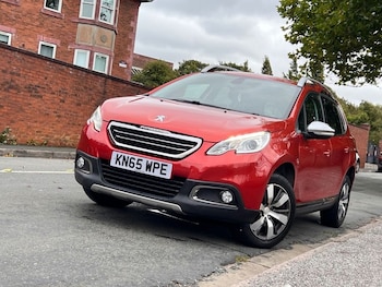 Used Peugeot 2008 2015 for sale - 76154422: Photo