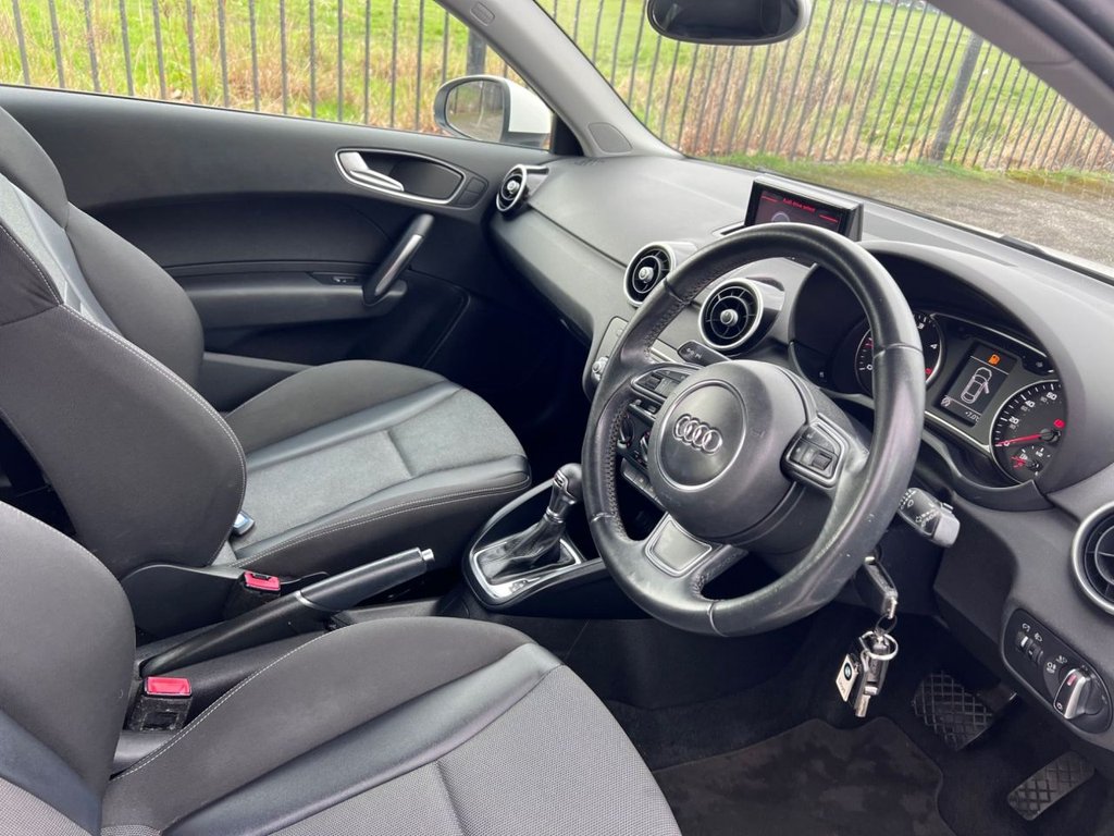 Used Audi A1 2015 for sale - 77780051: Photo 2