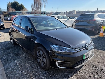 Used Volkswagen Golf 2020 for sale - 77748052: Photo
