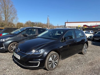Used Volkswagen Golf 2020 for sale - 77748052: Photo
