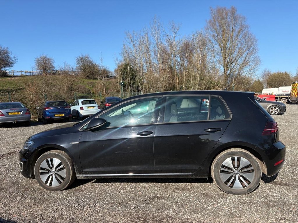 Used Volkswagen Golf 2020 for sale - 77748052: Photo 5