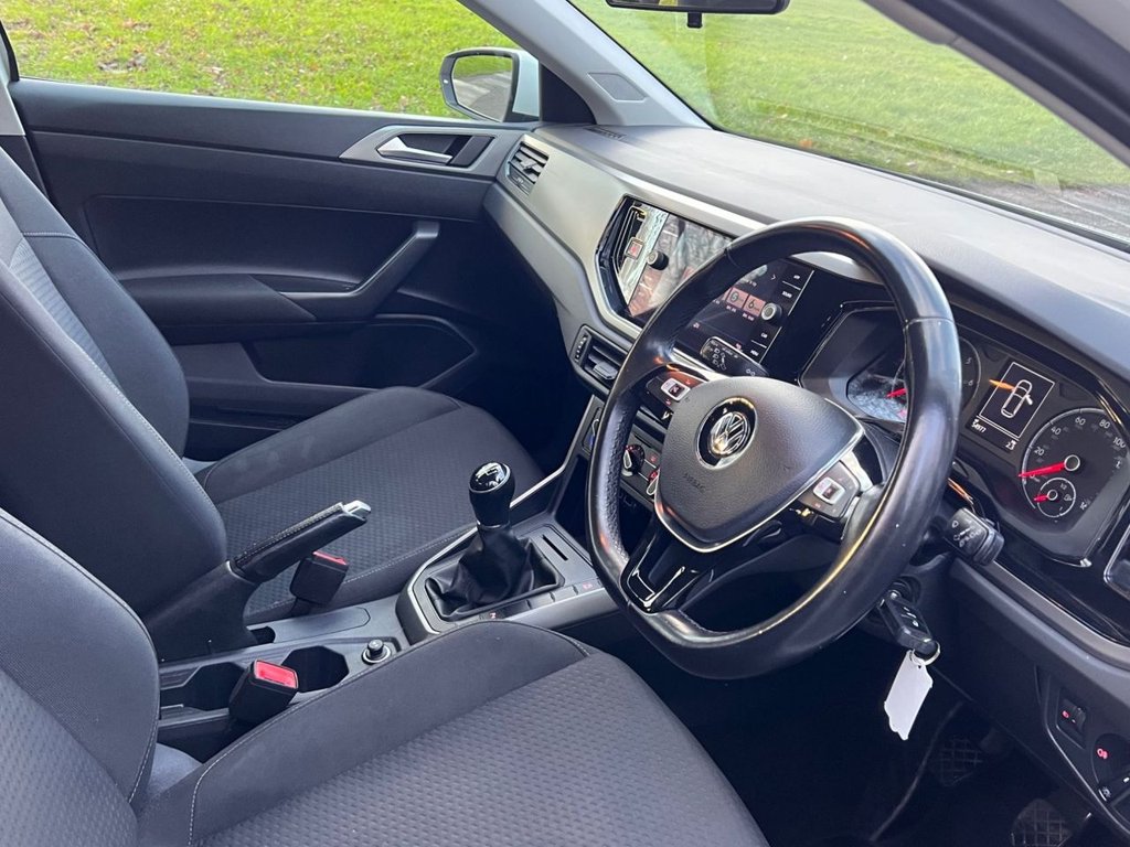 Used Volkswagen Polo 2019 for sale - 76867907: Photo 2