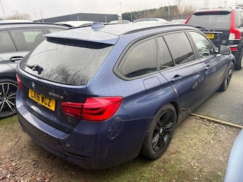 Used BMW 3 Series 2016 for sale - 77521206: Photo