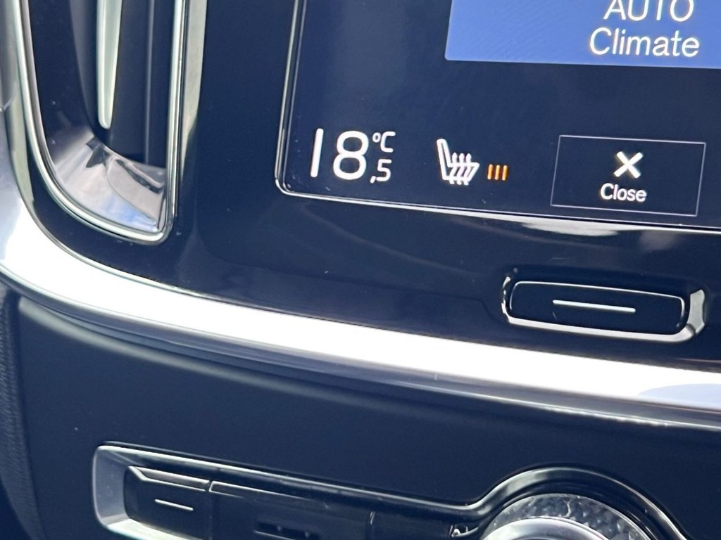 Used Volvo V60 2018 for sale - 77315970: Photo 23