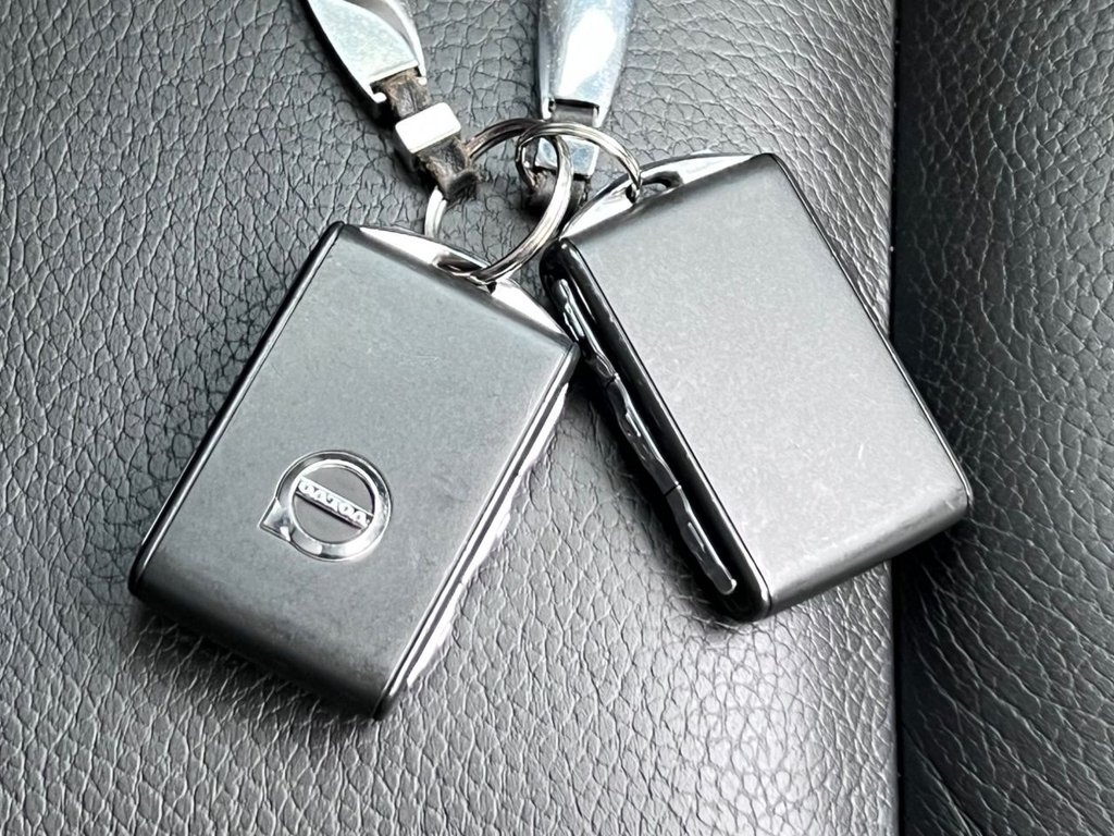 Used Volvo V60 2018 for sale - 77315970: Photo 32