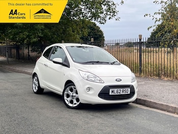 2012 (62) - 1.2 Titanium Hatchback 3dr Petrol Manual Euro 5 (69 ps)